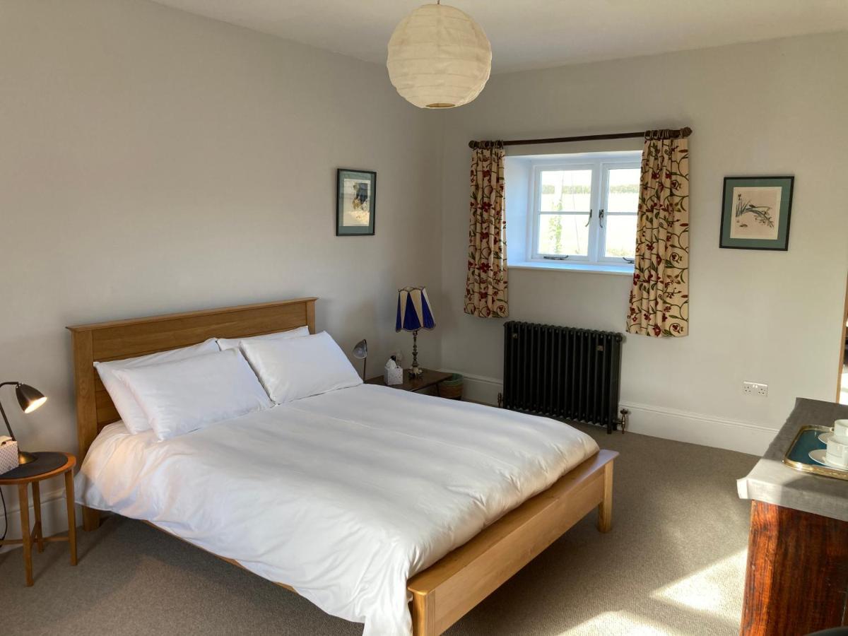 Frizenham Farmhouse Little Torrington Extérieur photo